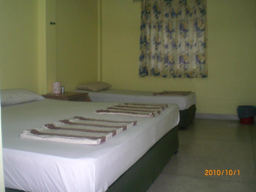 Yellow Mansion Hotel Malacca Δωμάτιο φωτογραφία